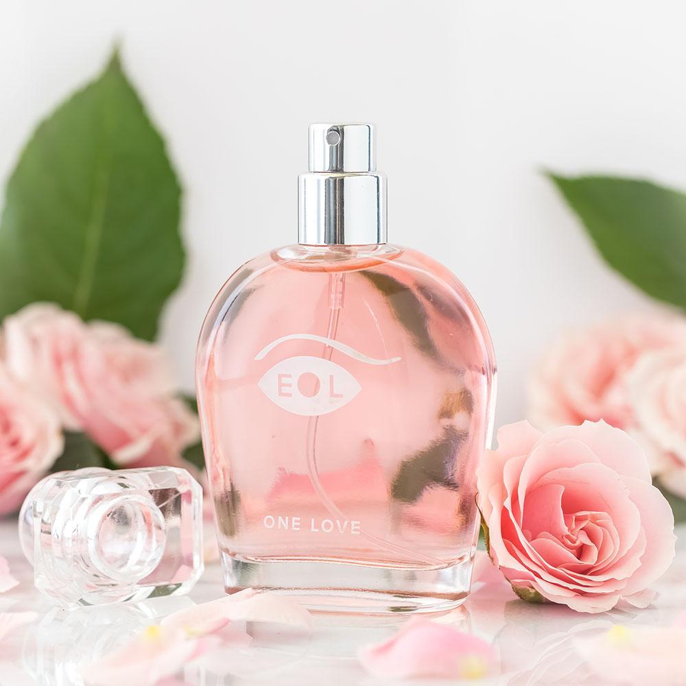 One Love - Pheromone Parfum - Deluxe Size 50ml / 1.67 fl oz - Sheets Optional