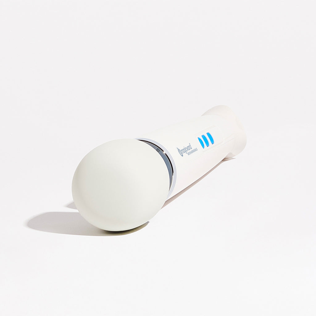 Hitachi Magic Wand Rechargeable - Sheets Optional