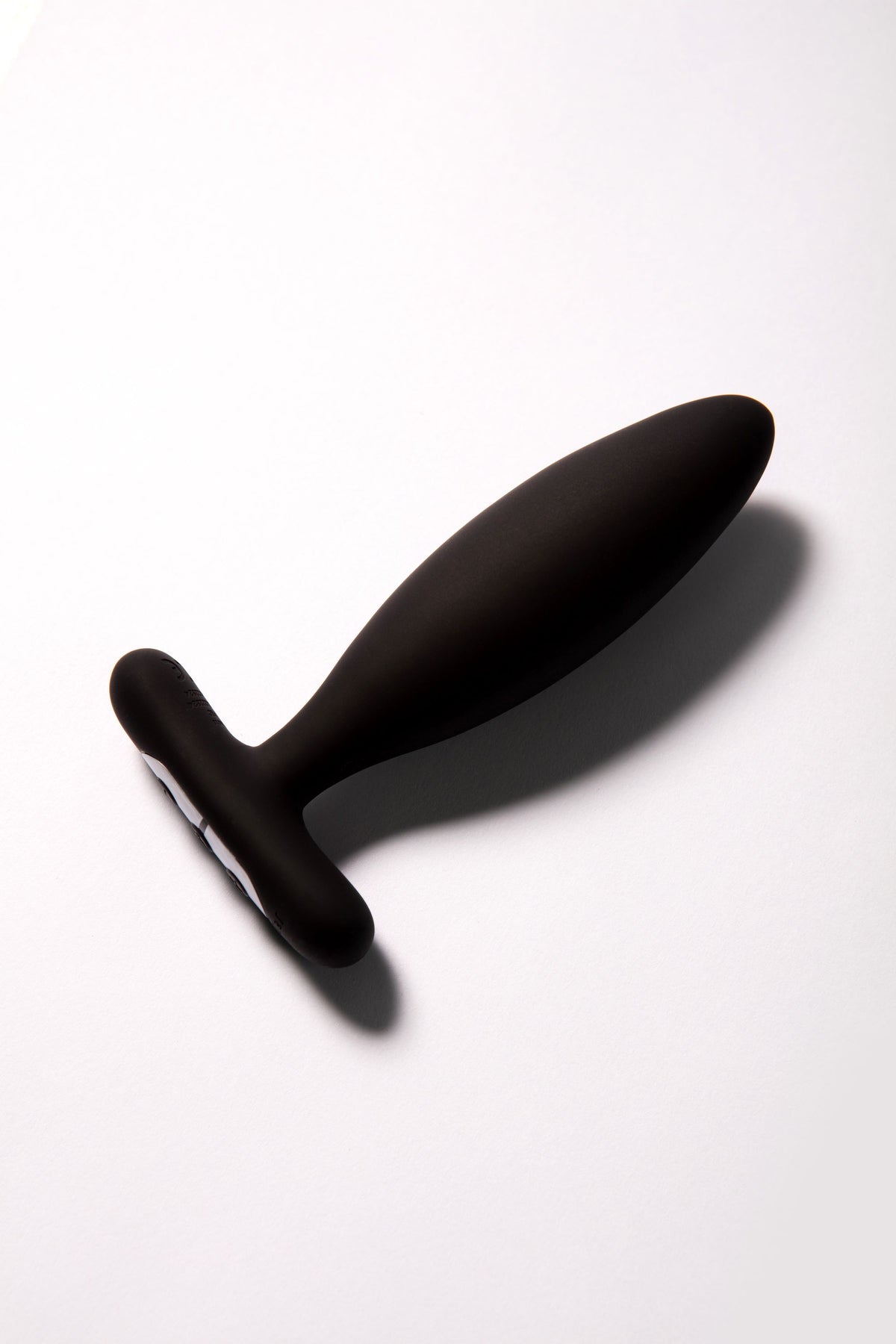 Vesta Vibrating Butt Plug Black - Sheets Optional