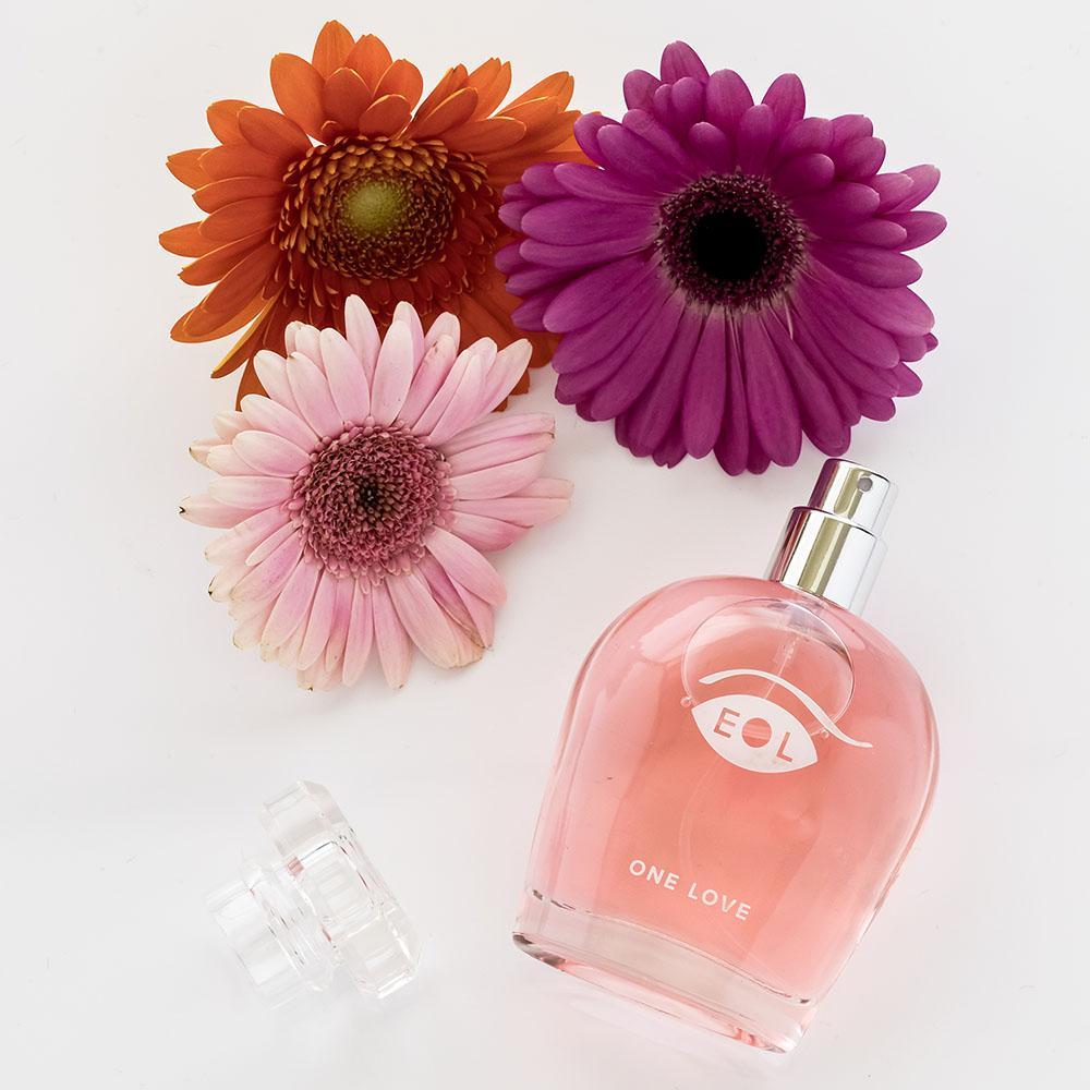 One Love - Pheromone Parfum - Deluxe Size 50ml / 1.67 fl oz - Sheets Optional
